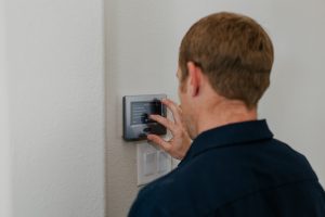 How to use programmable thermostat, thermostat picture