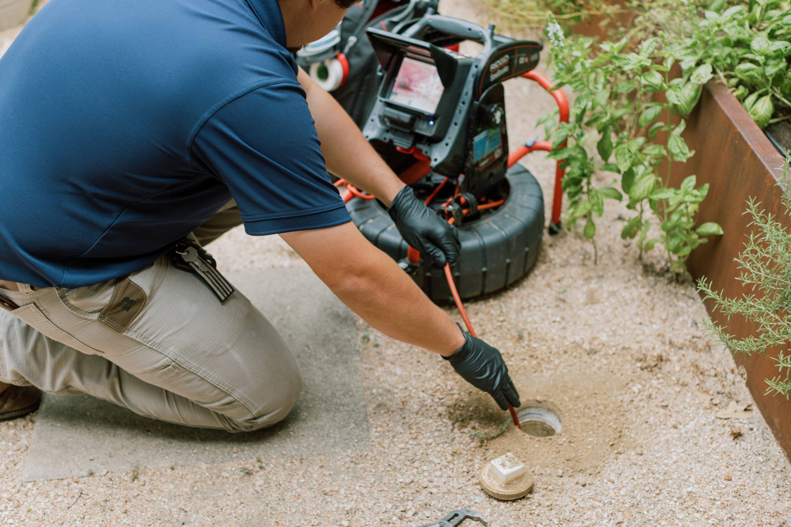 Malek plumber providing residential plumbing service
